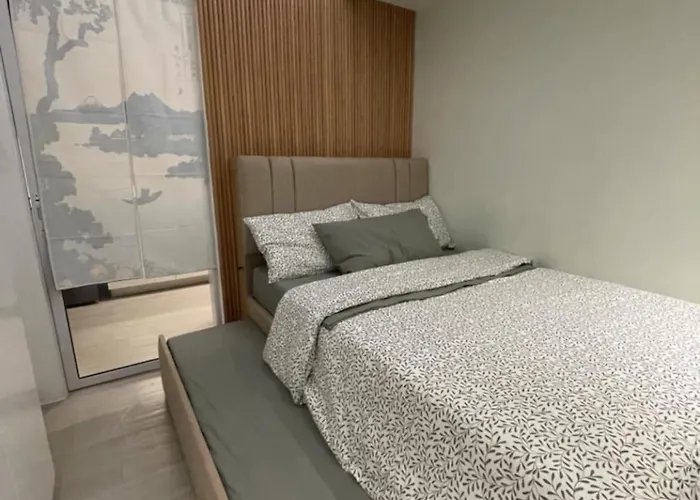 Apartment Supreme Luxury 2br - Azure Urban Residences Near Airport