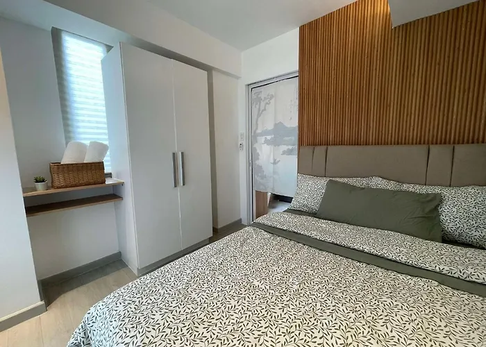 Apartment Supreme Luxury 2br - Azure Urban Residences Near Airport