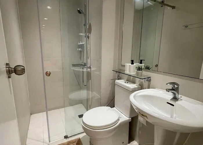 Supreme Luxury 2br - Azure Urban Residences Near Airport Apartment *