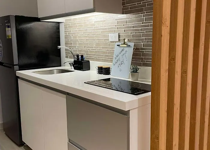 Supreme Luxury 2br - Azure Urban Residences Near Airport