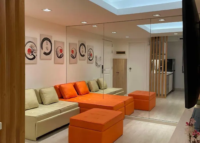 Apartment Supreme Luxury 2br - Azure Urban Residences Near Airport